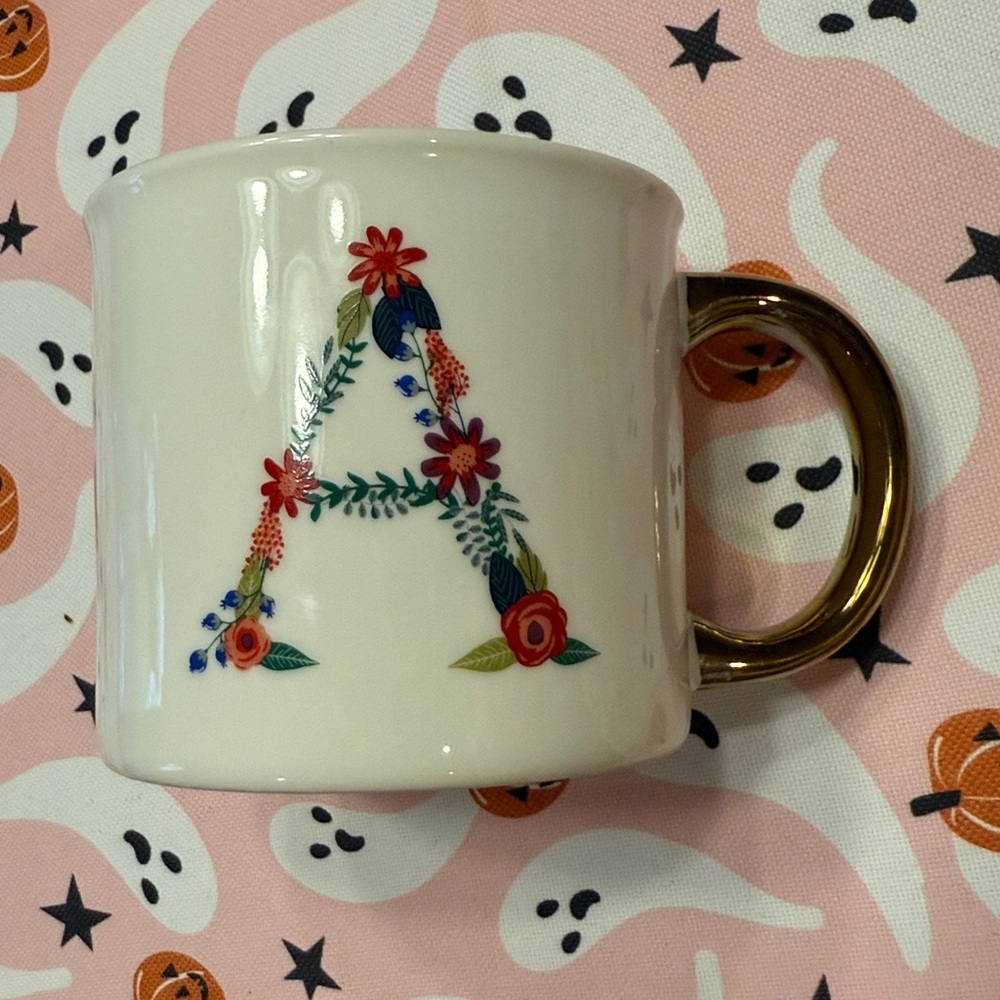 🦋Opal house letter A coffee mug